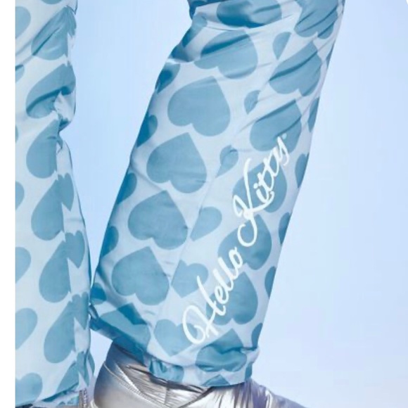 Hello kitty snowpants size large - Picture 3 of 4